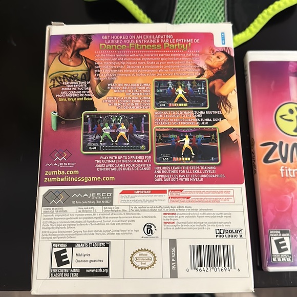Zumba fitness, Wii. Includes fitness belt - Picture 5 of 6